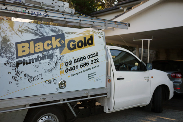 blackgoldplumbing_truck