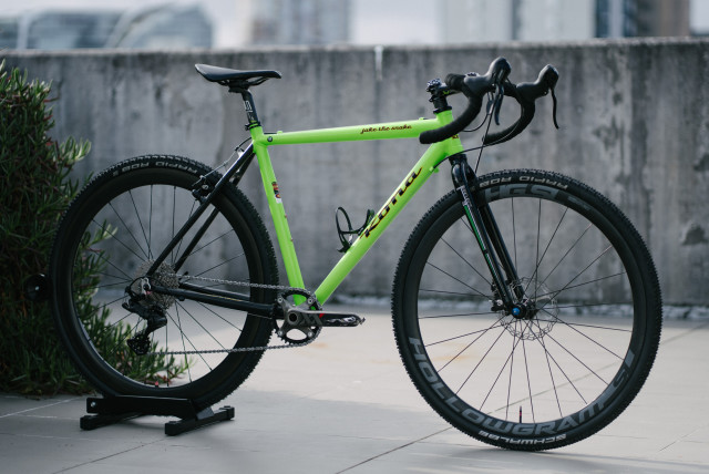 kona_jakethesnake_02