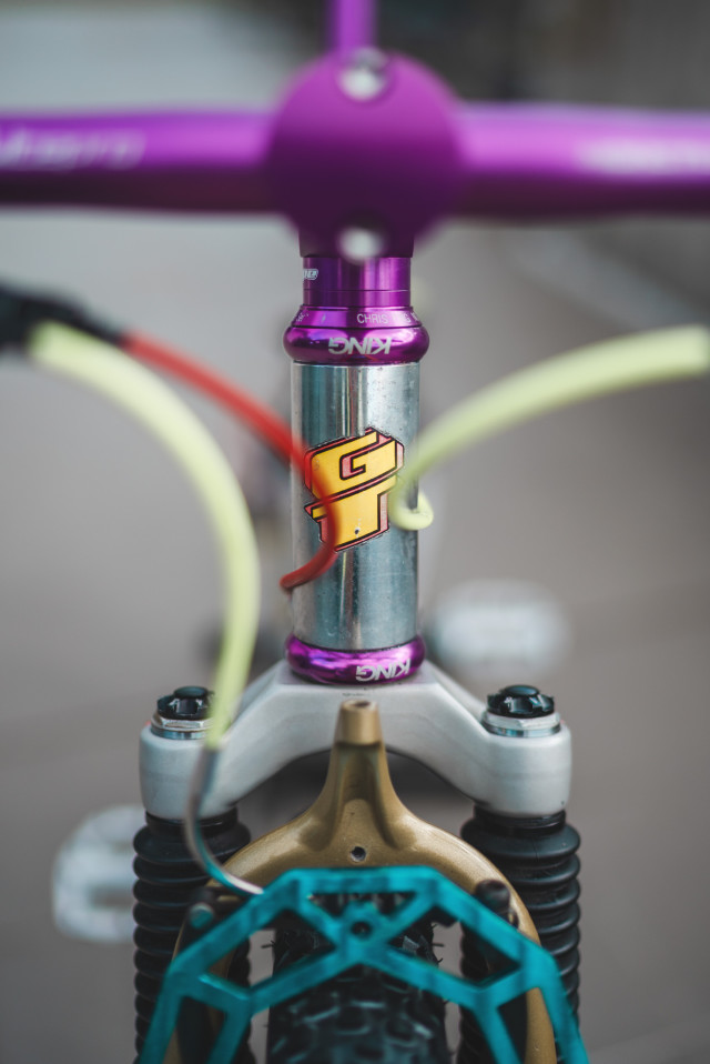 1996_gtavalanche_kingheadset