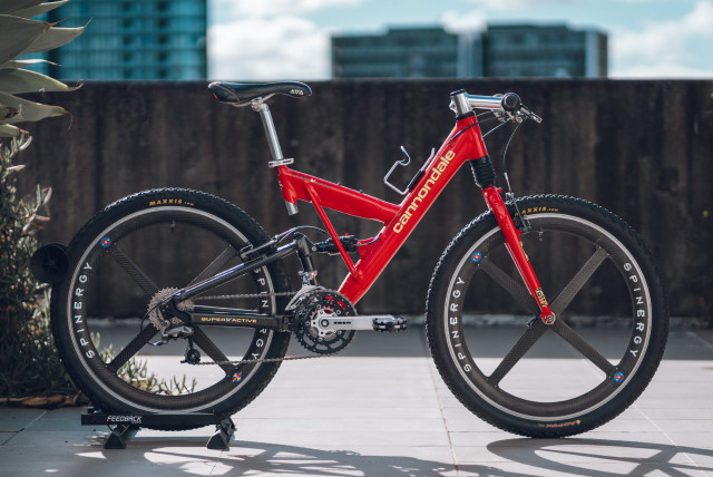 01_cannondale_superv