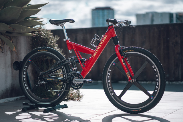 16_cannondale_superv