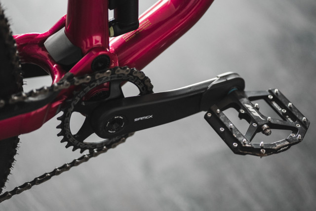samox_platinum_carbon_crankset_installed