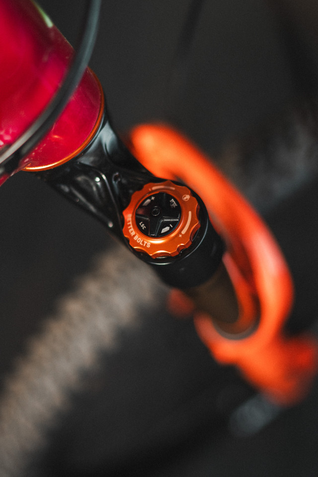 betterbolts_fox_top_cap