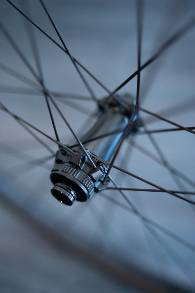 zen_carbon_bike_wheel