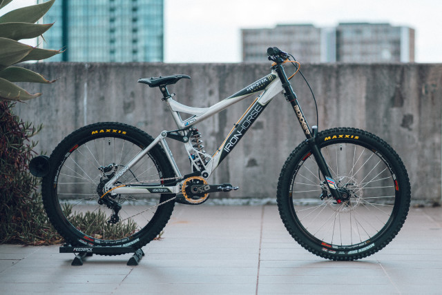 02_justin_fox_iron_horse_sunday